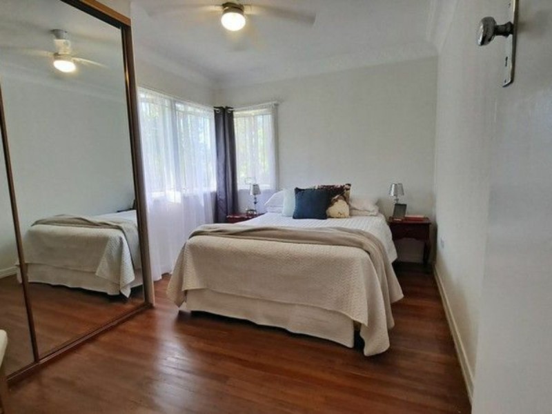 8 Curlew Street, Macleay Island QLD 4184