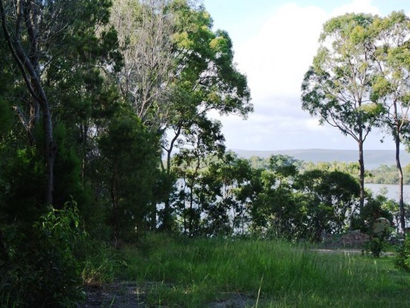 76 Timothy Street, Macleay Island QLD 4184