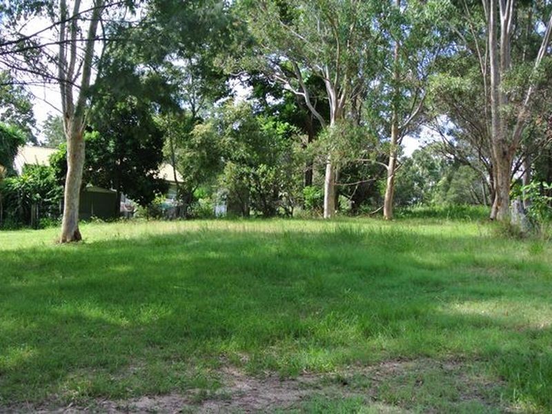 7 Kooberry Street, Macleay Island QLD 4184