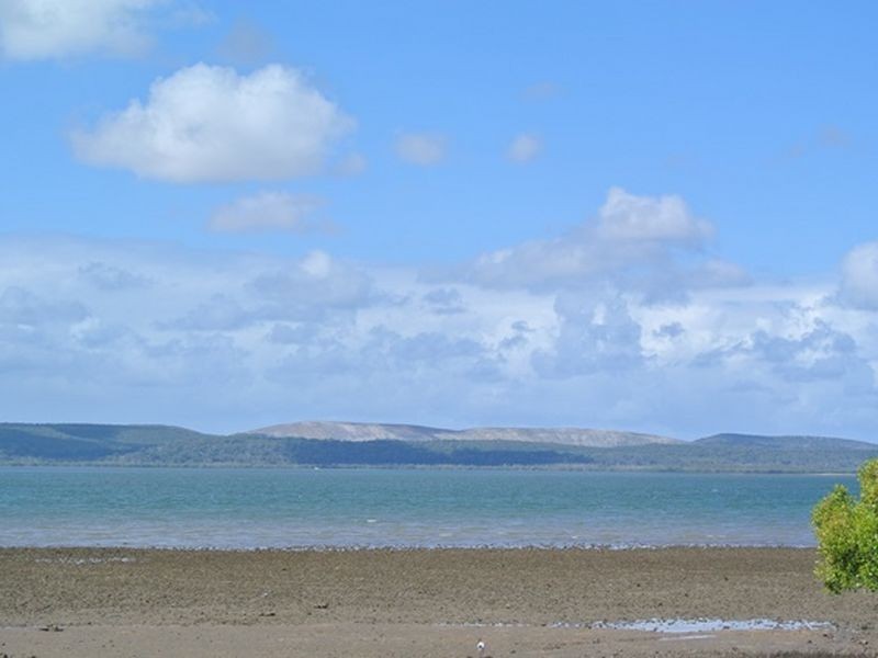 7 Kooberry Street, Macleay Island QLD 4184