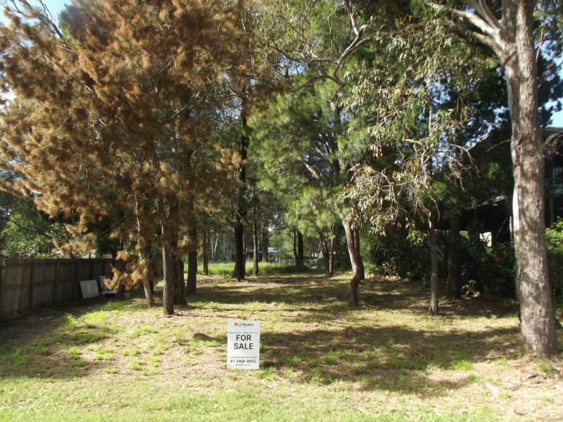 8 Attunga Street, Macleay Island QLD 4184