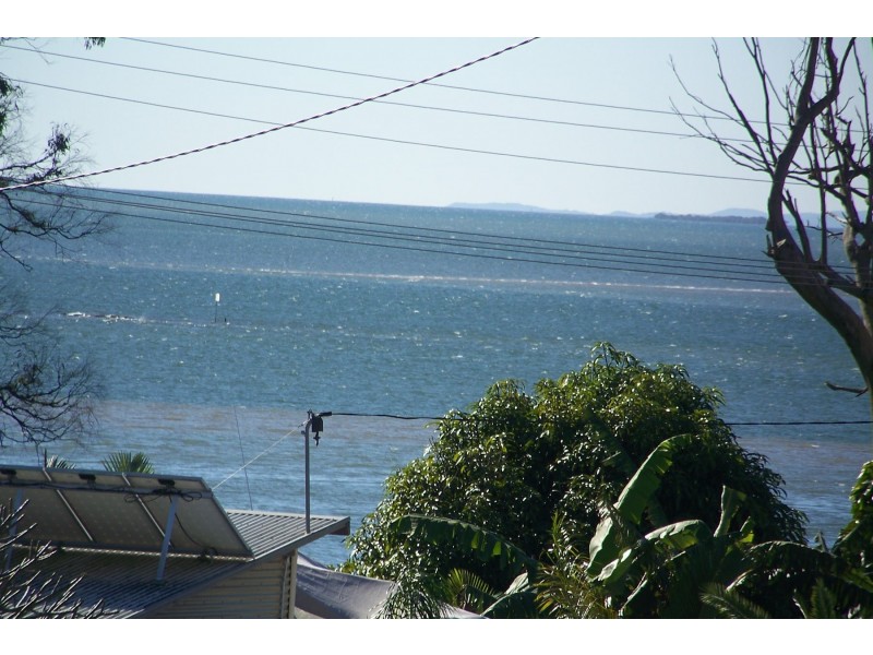 15 SHELLEY cres, Lamb Island QLD 4184