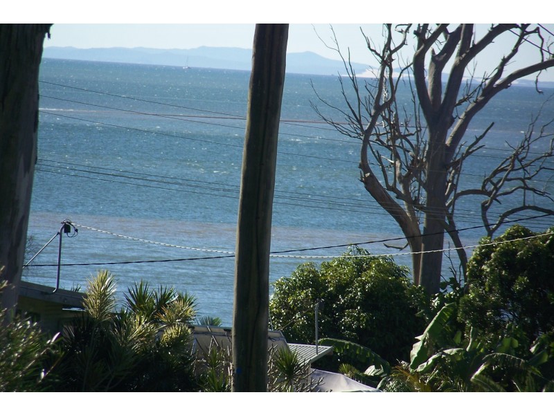 15 SHELLEY cres, Lamb Island QLD 4184