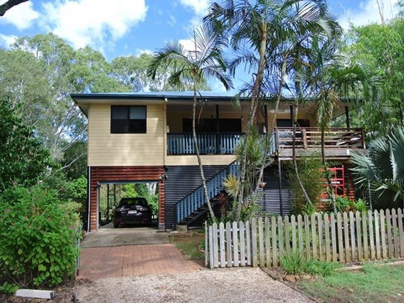 28 Beelong Street, Macleay Island QLD 4184