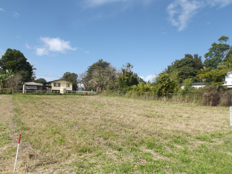 10 Michiko Street, Macleay Island QLD 4184