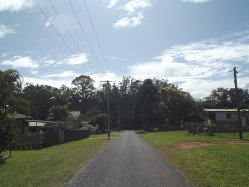 10 Michiko Street, Macleay Island QLD 4184