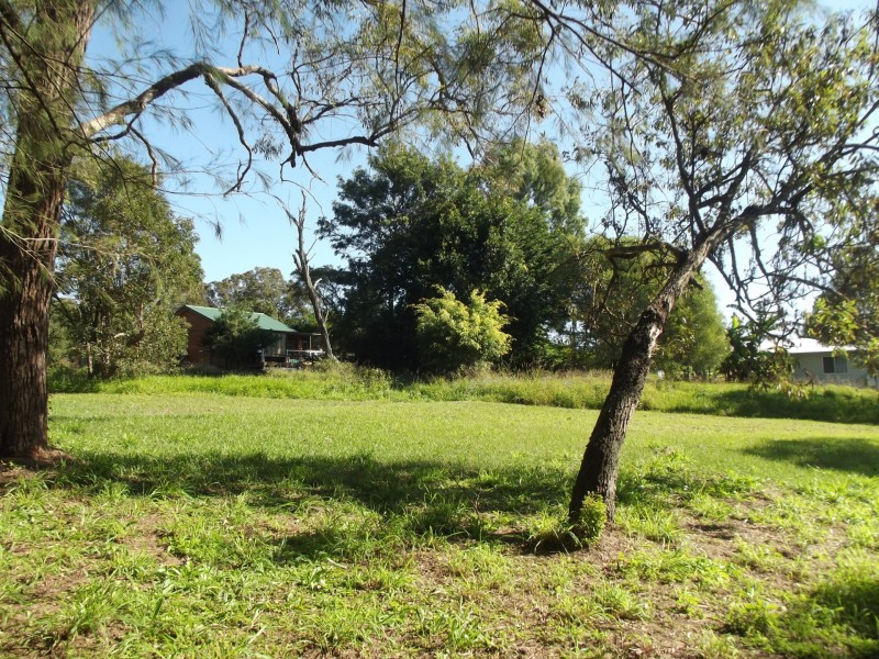 4 Daku Court, Macleay Island QLD 4184