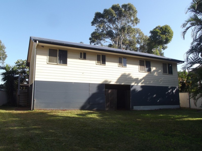 74 Western Road, Macleay Island QLD 4184