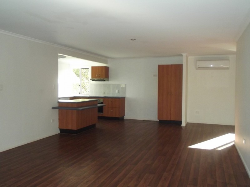 74 Western Road, Macleay Island QLD 4184