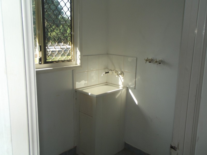 74 Western Road, Macleay Island QLD 4184