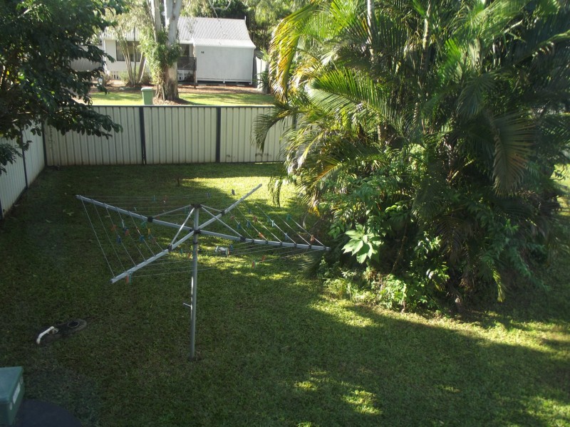 74 Western Road, Macleay Island QLD 4184