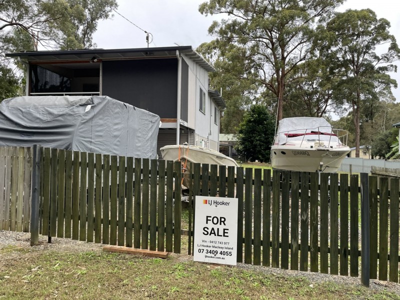 6 Brolga Street, Macleay Island QLD 4184