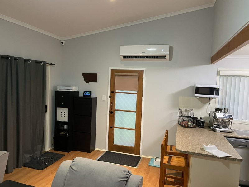 6 Brolga Street, Macleay Island QLD 4184