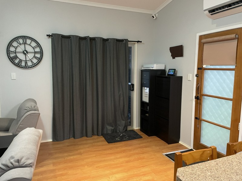 6 Brolga Street, Macleay Island QLD 4184