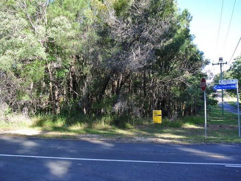 2 Scotts Road, Macleay Island QLD 4184