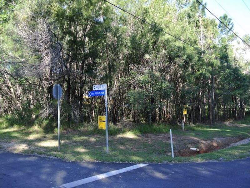 2 Scotts Road, Macleay Island QLD 4184