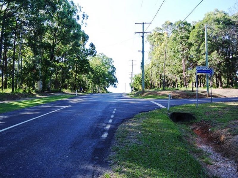 2 Scotts Road, Macleay Island QLD 4184