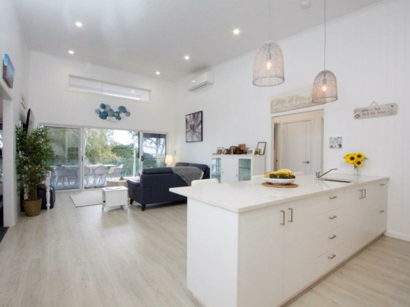 47 TINA AV, Lamb Island QLD 4184