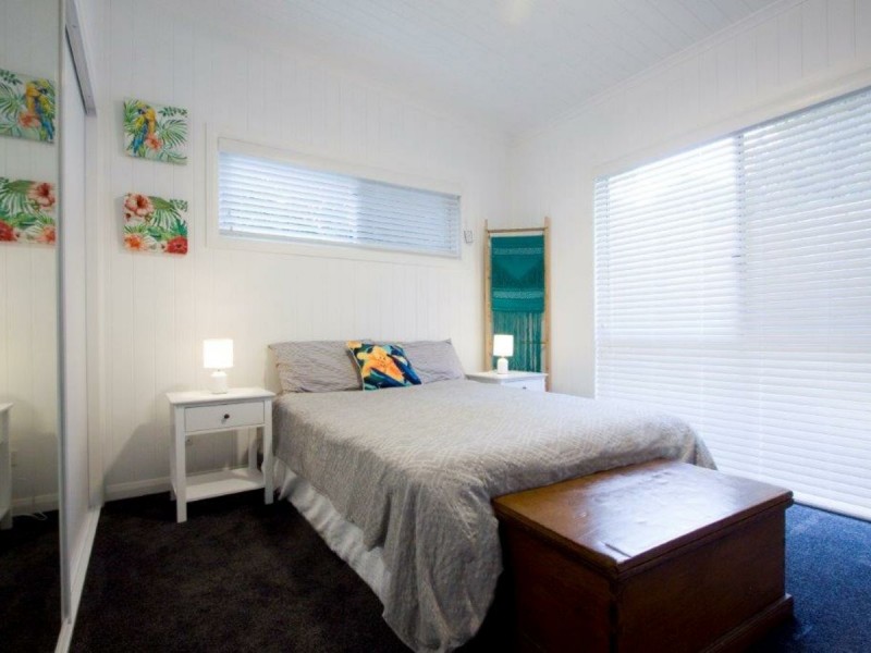 47 TINA AV, Lamb Island QLD 4184