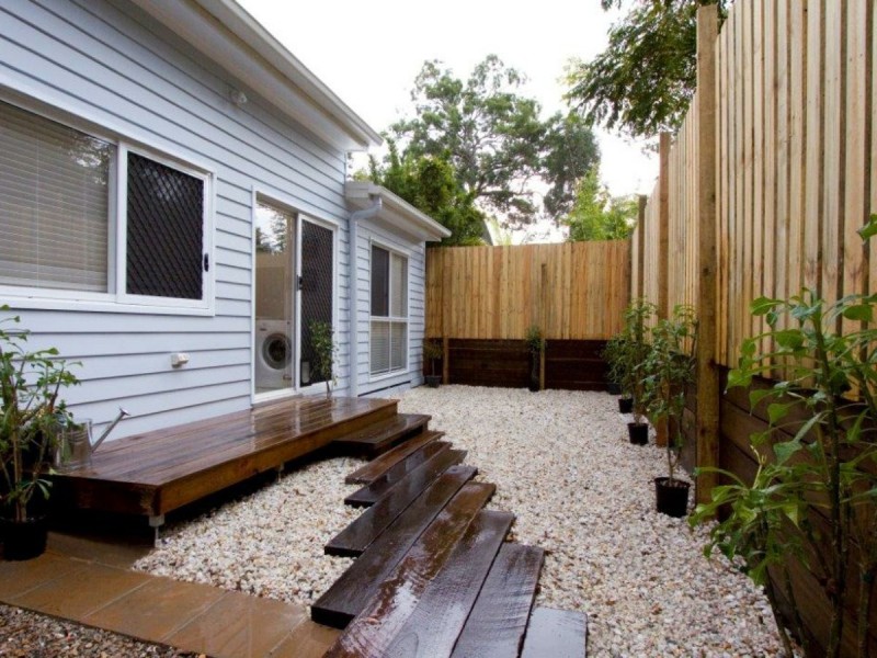 47 TINA AV, Lamb Island QLD 4184
