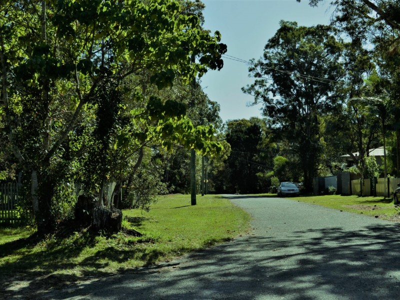 37 Kevin Street, Macleay Island QLD 4184