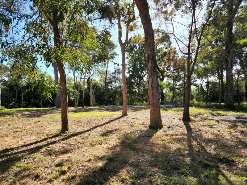 35 Blue Bay Crescent, Macleay Island QLD 4184