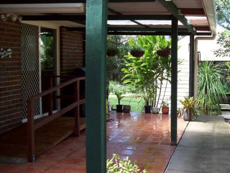 12 Blue Water Crescent, Macleay Island QLD 4184