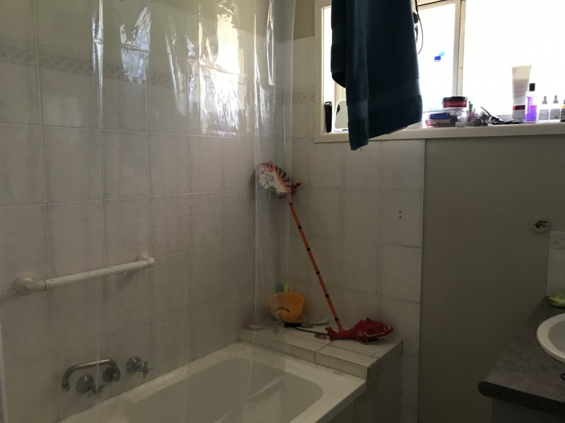 12 Blue Water Crescent, Macleay Island QLD 4184