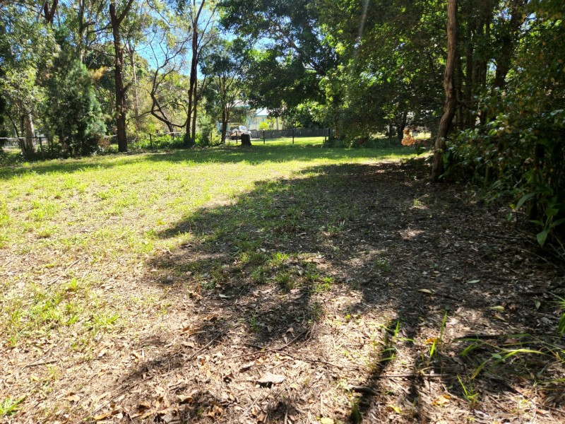 22 Mango Crescent, Macleay Island QLD 4184