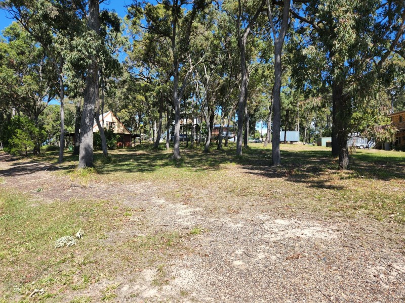 86 Beelong Street, Macleay Island QLD 4184