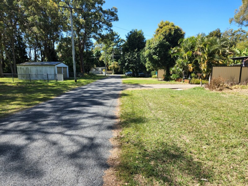 6 Robin Street, Macleay Island QLD 4184