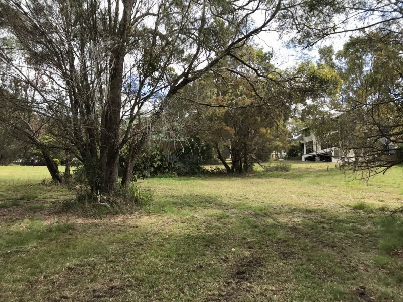 5 Camena Street, Macleay Island QLD 4184