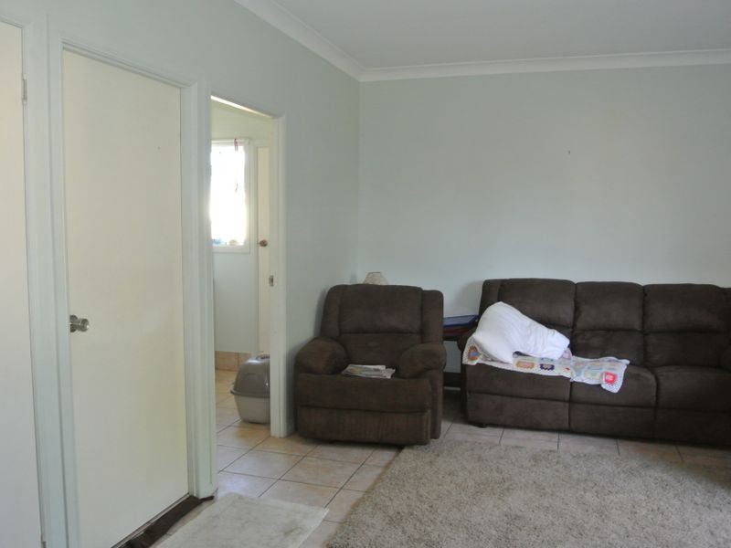 4 Glen Street, Macleay Island QLD 4184