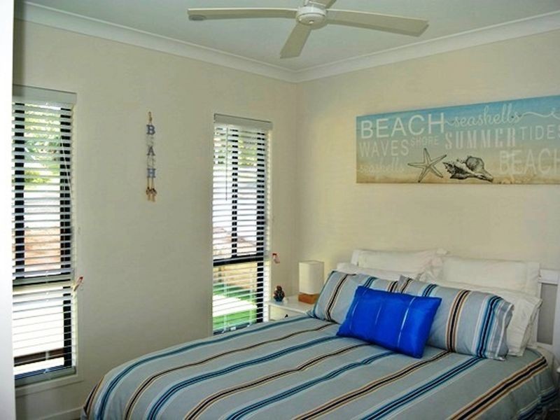 22 Koonwarra Pde, Macleay Island QLD 4184
