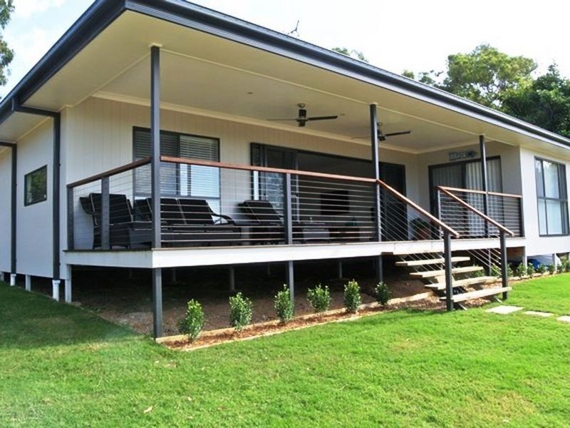 22 Koonwarra Pde, Macleay Island QLD 4184