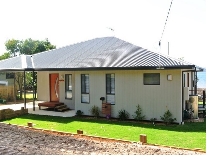 22 Koonwarra Pde, Macleay Island QLD 4184