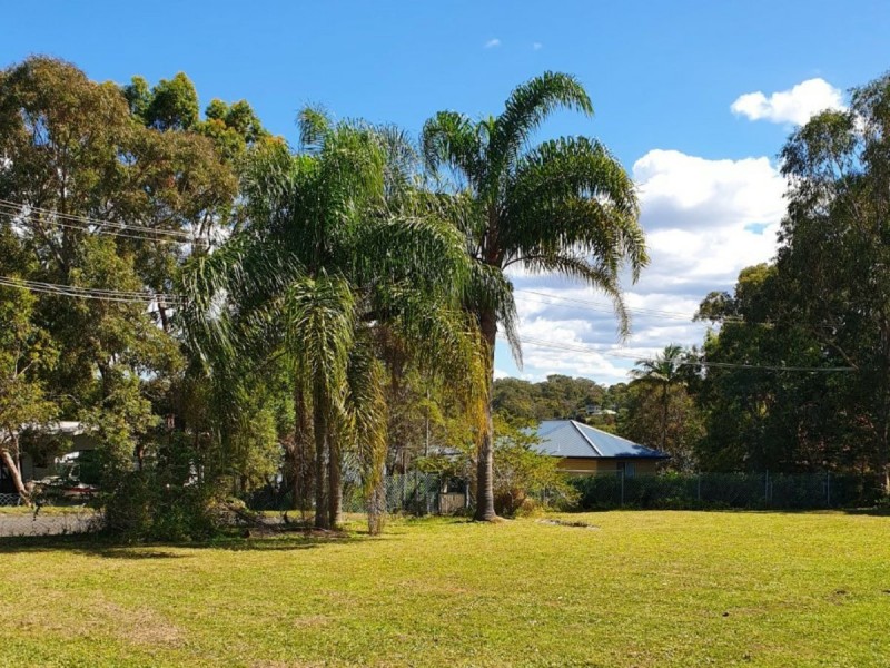 49 Crest haven, Lamb Island QLD 4184