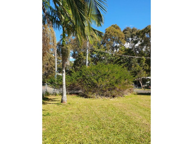 49 Crest haven, Lamb Island QLD 4184