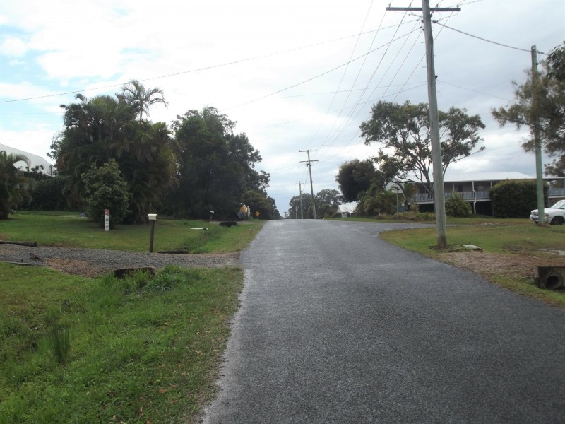 7 Camena Street, Macleay Island QLD 4184