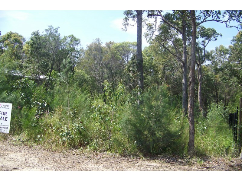 18 PIER HAVEN, Lamb Island QLD 4184