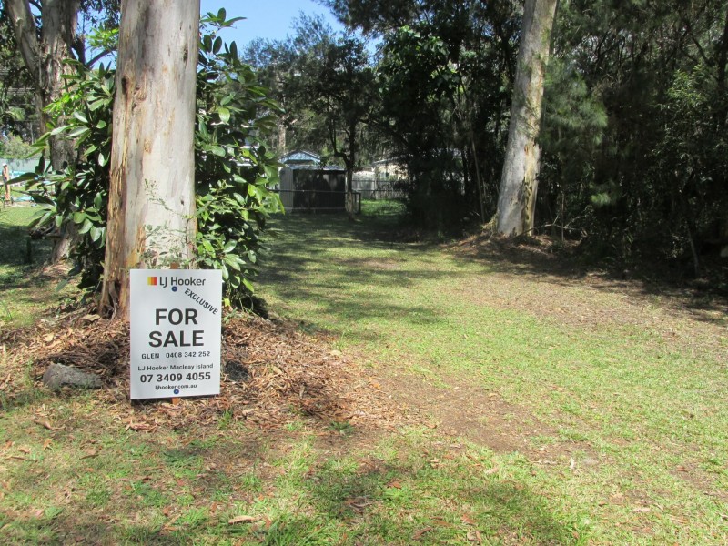 4 Kooberry Street, Macleay Island QLD 4184