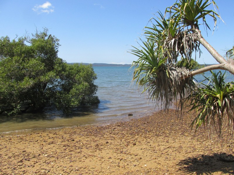 4 Kooberry Street, Macleay Island QLD 4184