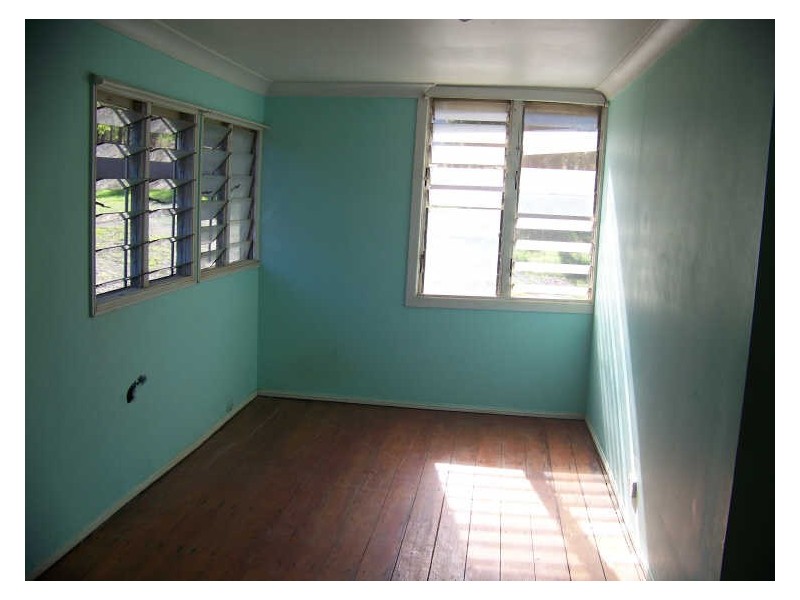 36 Scarborough Terrace, Macleay Island QLD 4184