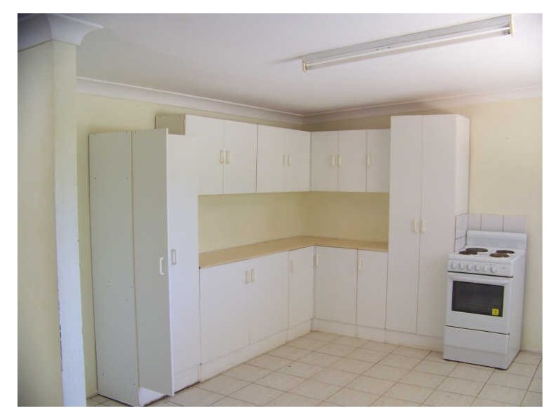 36 Scarborough Terrace, Macleay Island QLD 4184