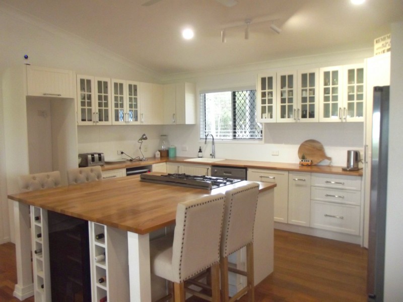 10 Kilto Lane, Macleay Island QLD 4184