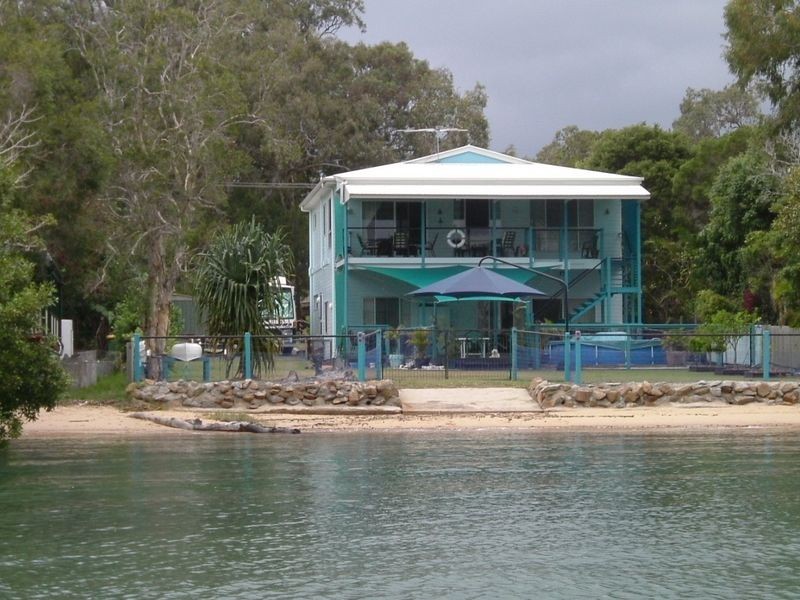 19 Coondooroopa Drive, Macleay Island QLD 4184