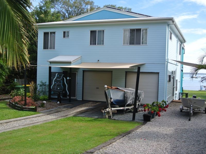 19 Coondooroopa Drive, Macleay Island QLD 4184