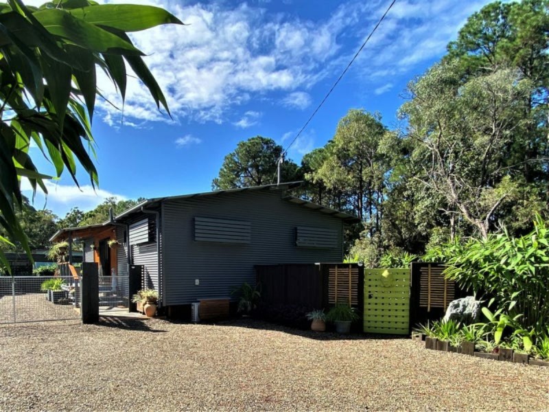 34 Kevin Street, Macleay Island QLD 4184