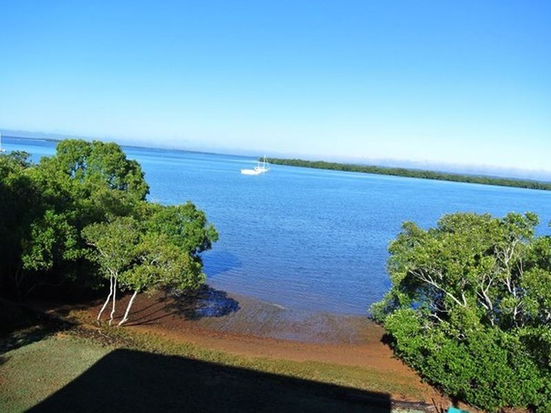 54 Western Road, Macleay Island QLD 4184