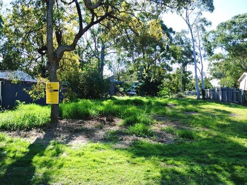 9 Robin Street, Macleay Island QLD 4184